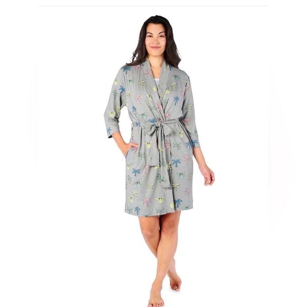 munki munki Gray Star Wars Grogu Robe + Matching Pajama Gown (2 piece set) - Picture 3 of 6
